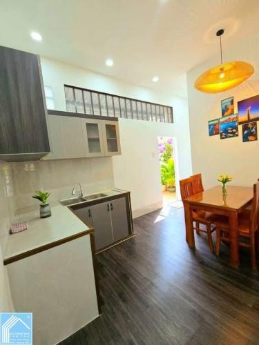 BÁN NHÀ 1trệt 1lửng - MỚI ĐẸP - Mặt Tiền (B11 - Phú An). Vị trí B11 // với Bùi Quang Trinh (A2)
