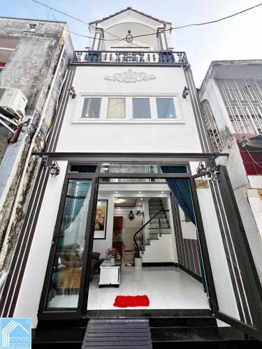 BÁN NHÀ 1trệt 1lửng 1lầu - NHÀ ĐẸP - NHÀ NHỎ XINH XẮN (Hẻm 90 Hùng Vương)