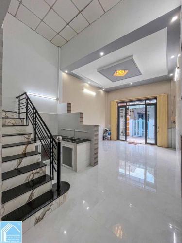 BÁN NHÀ 1TRỆT 1LỮNG, mới đẹp, mua vào ở ngay (TRỤC CHÍNH Hẻm TỔ 15)