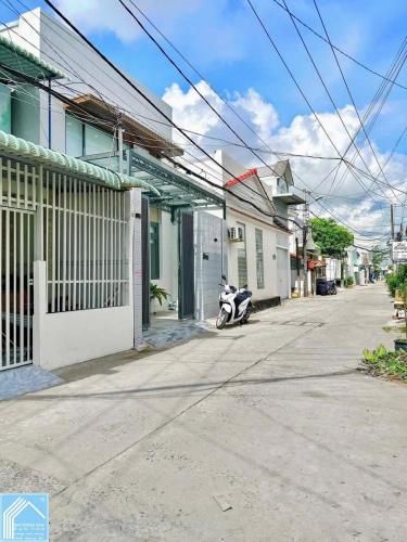 BÁN NHÀ 1trệt 1lửng MỚI ĐẸP, Sổ hoàn chỉnh. TRỤC CHÍNH HẺM 583 Đường 30/4
