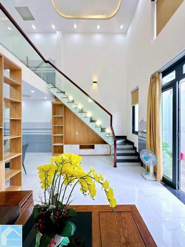 BÁN NHÀ 1trệt 1lửng MỚI ĐẸP, Sổ hoàn chỉnh, TRỤC CHÍNH HẺM 583 Đường 30/4
