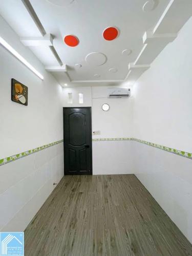 BÁN NHÀ 1Trệt 1Lửng, TUYỆT ĐẸP - HẺM ÔTÔ, Sổ Hồng hoàn công đầy đủ