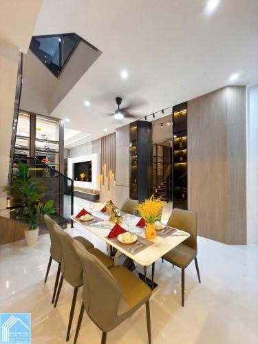 BÁN NHÀ 1TRỆT 2LẦU MỚI HOÀN THIỆN FULL NỘI THẤT CAO CẤP