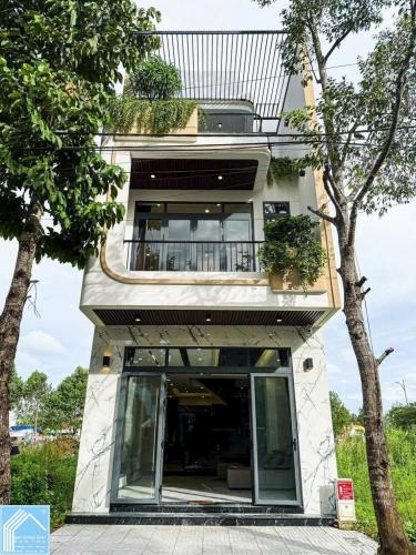 ​Bán nhà 2 lầu đường D6 KDC Hồng Loan nhà xây mới 100% , giá tốt nhất khu .