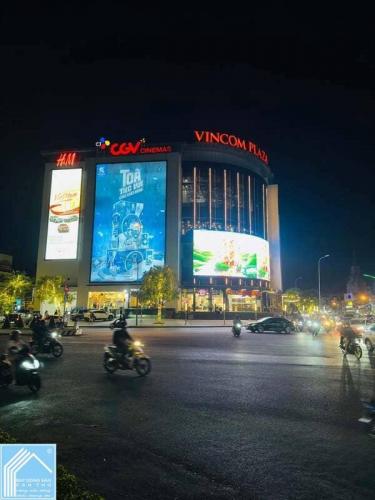 Bán Nhà 2 Lầu Mặt Tiền Đường Bùi Thị Xuân, Ninh Kiều, Cần Thơ DT4,15x19m