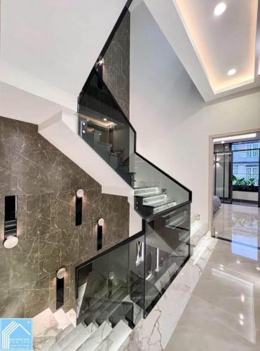 BÁN NHÀ 2 LẦU XÂY MỚI TUYỆT ĐẸP PHONG CÁCH HIỆN ĐẠI - KHU HỒNG LOAN. ĐƯỜNG D14.