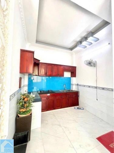 Bán nhà 2lầu - GÓC 2MT HẺM 115 Đường CMT8 (Có hỗ trợ vay Bank khoảng 2tỷ)