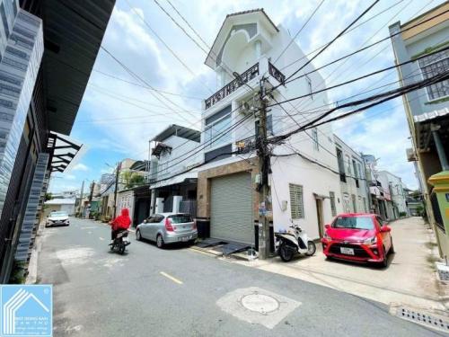 Bán nhà 2lầu - GÓC 2MT HẺM 115 Đường CMT8 (Có hỗ trợ vay Bank khoảng 2tỷ)