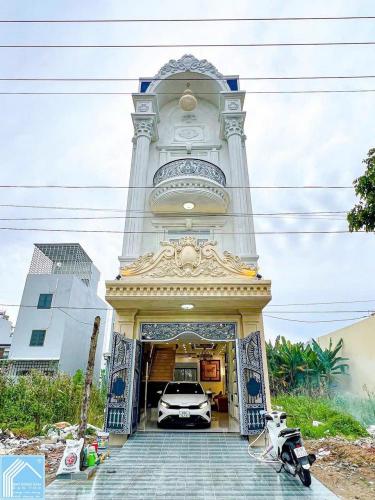 BÁN NHÀ 2Lầu - TRỤC CHÍNH - HỒNG LOAN✔️Mặt Tiền KDoanh, VPCTy, hoặc ở Sang trọng BÁN NHÀ 2Lầu - TRỤC CHÍNH - HỒNG LOAN✔️Mặt Tiền KDoanh, VPCTy, hoặc ở Sang trọng