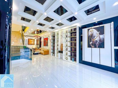 BÁN NHÀ 2Lầu - TRỤC CHÍNH (D1 HỒNG LOAN)✔️Mặt Tiền KDoanh, VPCTy, hoặc ở Sang trọng