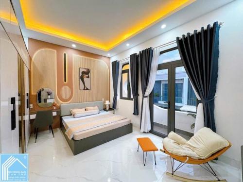 Bán Nhà 2Lầu đúc, Mặt Tiền (KDC VHTĐ), full nội thất, sổ hoàn công đầy đủ