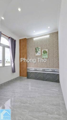 BÁN NHÀ 2Lầu đúc, MỚI ĐẸP - VỊ TRÍ ĐẸP - HOÀN CÔNG. (Trục chính Hẻm, xe 7 chổ tới nhà)