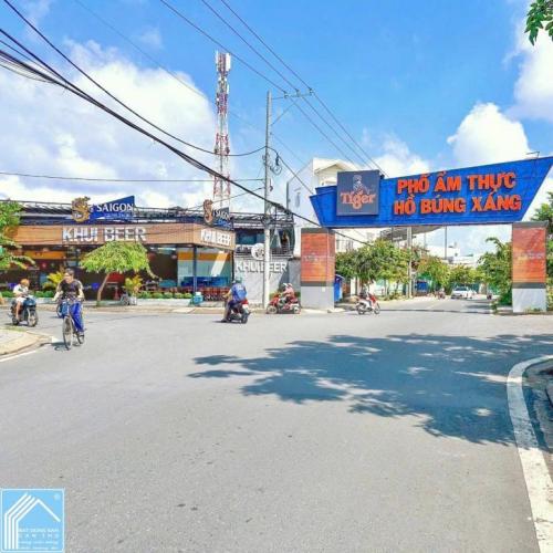 BÁN NHÀ 3LẦU mới đẹp, MẶT TIỀN KD tốt. TẶNG NGUYÊN QUÁN ĐANG KD. Vị trí HOT nhất Cần Thơ