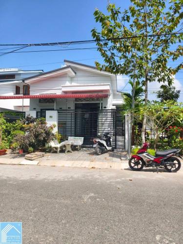 BÁN NHÀ BIỆT THỰ 9x20 KDC Long Thịnh 