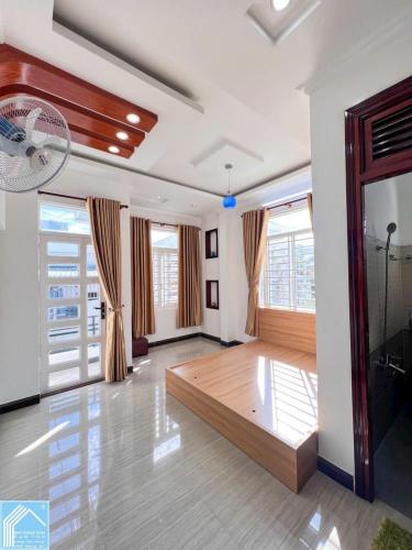 BÁN NHÀ CAO NHẤT HẺM, RẤT KIÊN CỐ, Sổ Hồng hoàn công đầy đủ