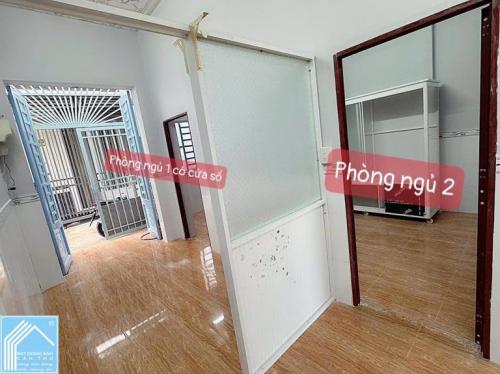 BÁN NHÀ Cấp 4, Hẻm 120 Hoàng Quốc Việt️Hẻm Rộng Rãi, Gần Bánh Xèo 7 TỚI