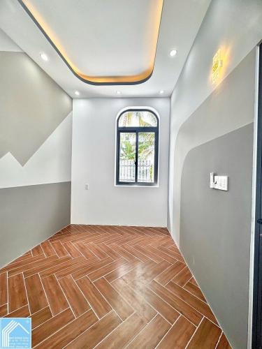 BÁN NHÀ CẤP 4 HIỆN ĐẠI – PHƯỜNG LONG TUYỀN, Q. BÌNH THỦY Vị trí: Rạch Khoán Châu 