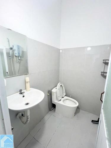 Bán nhà cấp 4 KDC Phú An- P. Hưng Phú- TP Cần Thơ. DT 100m2, 2 PN, giá 2.9 tỷ