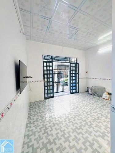 BÁN NHÀ Cấp 4 Khu Dân Cư Thành Giao. Gần Chợ Miễu Ông, UBND Phường