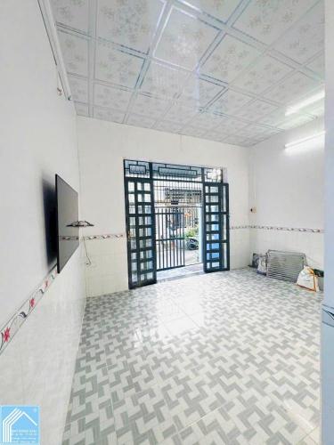 BÁN NHÀ cấp 4, KDC Thành Giao. Gần chợ Miễu Ông, UBND Phường