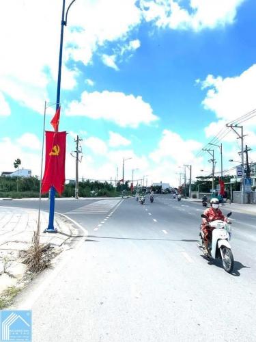 Bán Nhà Cấp 4, MẶT TIỀN (Hoàng Quốc Việt), Cực đẹp để KDoanh