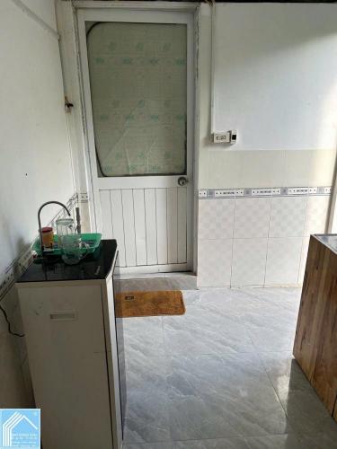 BÁN NHÀ cấp 4, NÓC BẰNG - TRỤC CHÍNH HẺM xe hơi (Gần sát khu Đại Ngân)