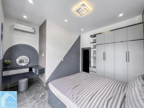 Bán nhà đẹp 1 trệt 1 lầu hẻm 182 Trần Hưng Đạo, gần CV Lưu Hữu Phước, DT 4,37x9,7m -42m2