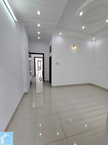 Bán nhà đường b5 kdc hưng phú 1 gần đường lý thái tổ rẻ nhất giá 4,099 tỷ