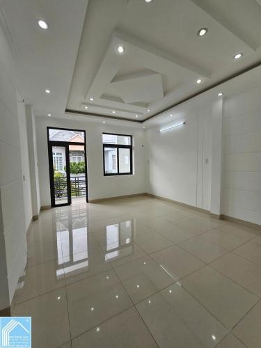 Bán nhà đường b5 kdc hưng phú 1 gần đường lý thái tổ rẻ nhất giá 4,099 tỷ