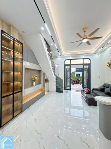 BÁN NHÀ GẦN BỆNH VIỆN NHI ĐỒNG VÀ TRƯỜNG ĐẠI HỌC FPT 500m NHÀ 1TRỆT 1LẦU GIÁP KHU DÂN CƯ DẦU KHÍ