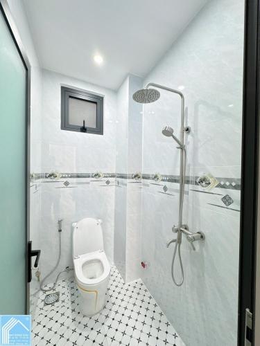 BÁN NHÀ GẦN BỆNH VIỆN NHI ĐỒNG VÀ TRƯỜNG ĐẠI HỌC FPT 500m NHÀ 1TRỆT 1LẦU GIÁP KHU DÂN CƯ DẦU KHÍ