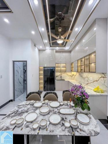 Bán Nhà Góc 2 Mặt tiền Đường D17 & D14 KDC Hồng Loan Cần Thơ