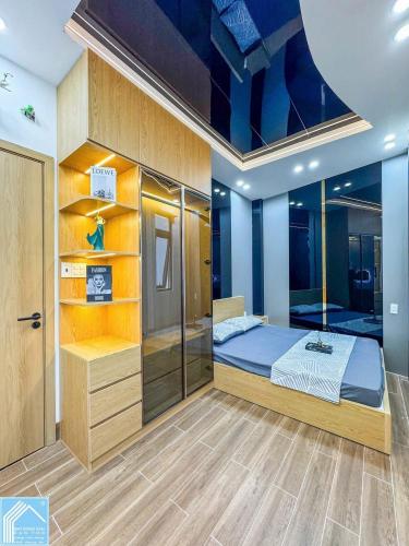 Bán nhà GÓC 2MT - 2LẦU + SÂN THƯỢNG. Vị trí Sáng & Đẹp, KDoanh, VPCTy,…