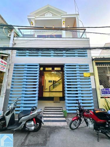 BÁN NHÀ LẦU - DT RẤT RỘNG & ĐẸP. Nằm gần Chợ Mít Nài & Đại Học Cần Thơ.
