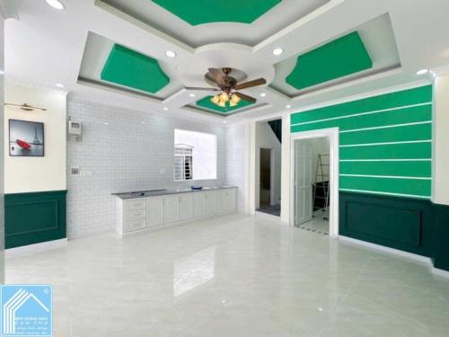 BÁN NHÀ LẦU - GÓC 2MT Hẻm - MỚI TUYỆT ĐẸP (Hẻm 233 NVCừ gần trường Cao Đẳng Y Tế CT)