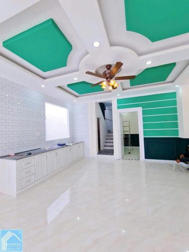 BÁN NHÀ LẦU - GÓC 2MT Hẻm - MỚI TUYỆT ĐẸP. Hẻm 233 NVCừ (gần Cao Đẳng Y Tế CT)