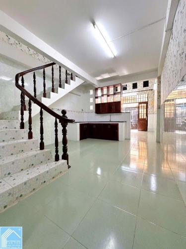 Bán nhà lầu lửng, Hẻm sạch sẽ, gần Siêu thị (Hẻm 28 Mậu Thân, gần siêu thị Lotte)