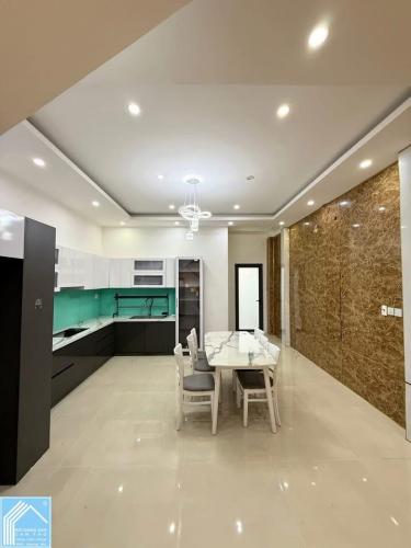 BÁN Nhà LẦU mới, kiên cố, Mặt Tiền (khu VHTĐ). Sổ Hồng hoàn chỉnh