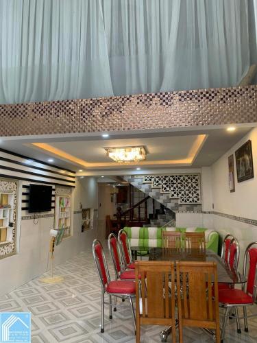 BÁN NHÀ MẶT TIỀN 1 TRỆT 4 LẦU 64m2 LÝ HỒNG THANH TTTM CÁI KHẾ   GIÁ 10 TỶ 500 TRIỆU