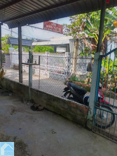 Bán nhà mặt tiền hẻm 4m DT 116m2 có 2 PN 1pk 1pvs và 1 phòng để xe