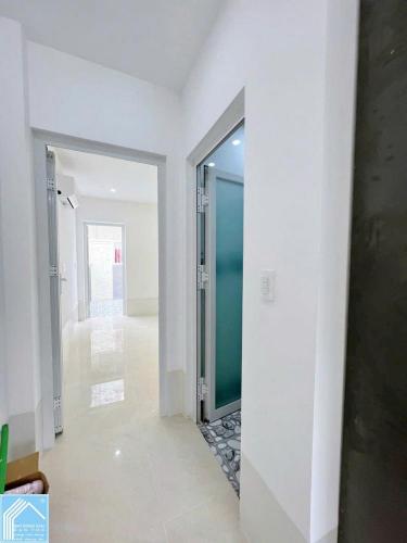Bán nhà mặt tiền kdc bình nhựt đối diện mầm non long hòa giá 4,290 tỷ 