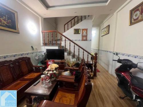 BÁN NHÀ MỚI ĐẸP 1 TRỆT 1 LẦU ĐƯỜNG SỐ 44 KDC 586 - LH 0949946604 QUÝ