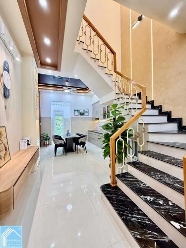  BÁN NHÀ MỚI FULL NỘI THẤT 1 TRỆT 1 LẦU ĐS5 NHI ĐỒNG 