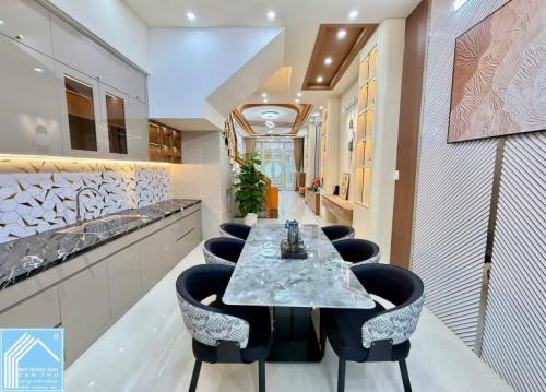  BÁN NHÀ MỚI FULL NỘI THẤT 1 TRỆT 1 LẦU ĐS5 NHI ĐỒNG 