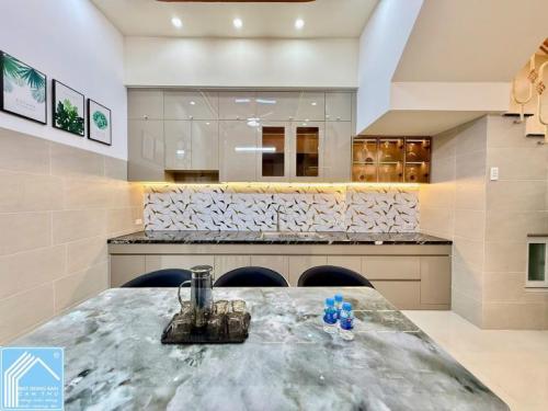  BÁN NHÀ MỚI FULL NỘI THẤT 1 TRỆT 1 LẦU ĐS5 NHI ĐỒNG 