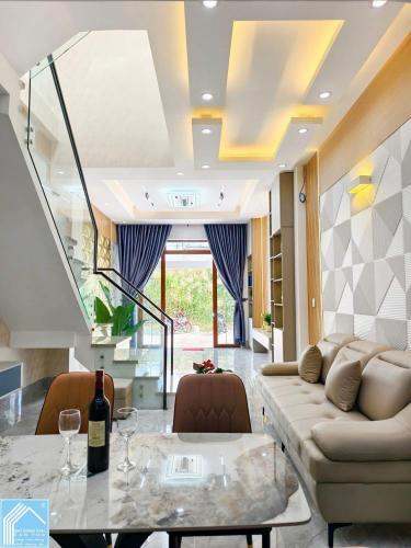 BÁN NHÀ MỚI KẾ ĐẠI HỌC Y DƯỢC CẦN THƠ