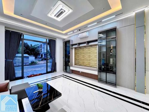 Bán nhà mới xây thiết kế hiện đại 1 trệt, 2 lầu, khu văn hoá Tây Đô