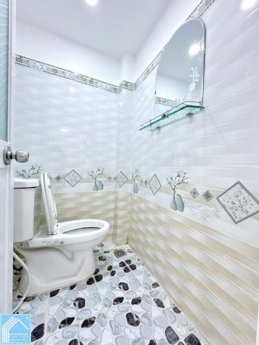 Bán NHÀ nhỏ giá rẻ, cách UBND P. NINH KIỀU  chỉ 800m, giá rẻ cho vk ck trẻ ra riêng