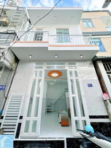 Bán NHÀ nhỏ giá rẻ, cách UBND P. NINH KIỀU  chỉ 800m, giá rẻ cho vk ck trẻ ra riêng
