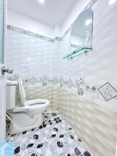 Bán NHÀ nhỏ giá rẻ, cách UBND P. NINH KIỀU  chỉ 800m, giá rẻ cho vk ck trẻ ra riêng